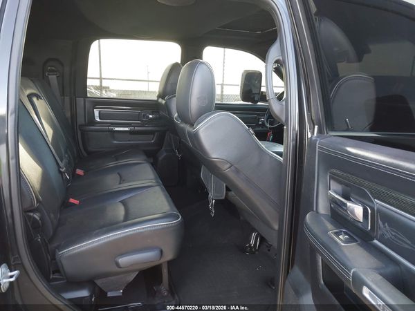 2017 RAM 3500 LIMITED  4X4 6'4 BOX