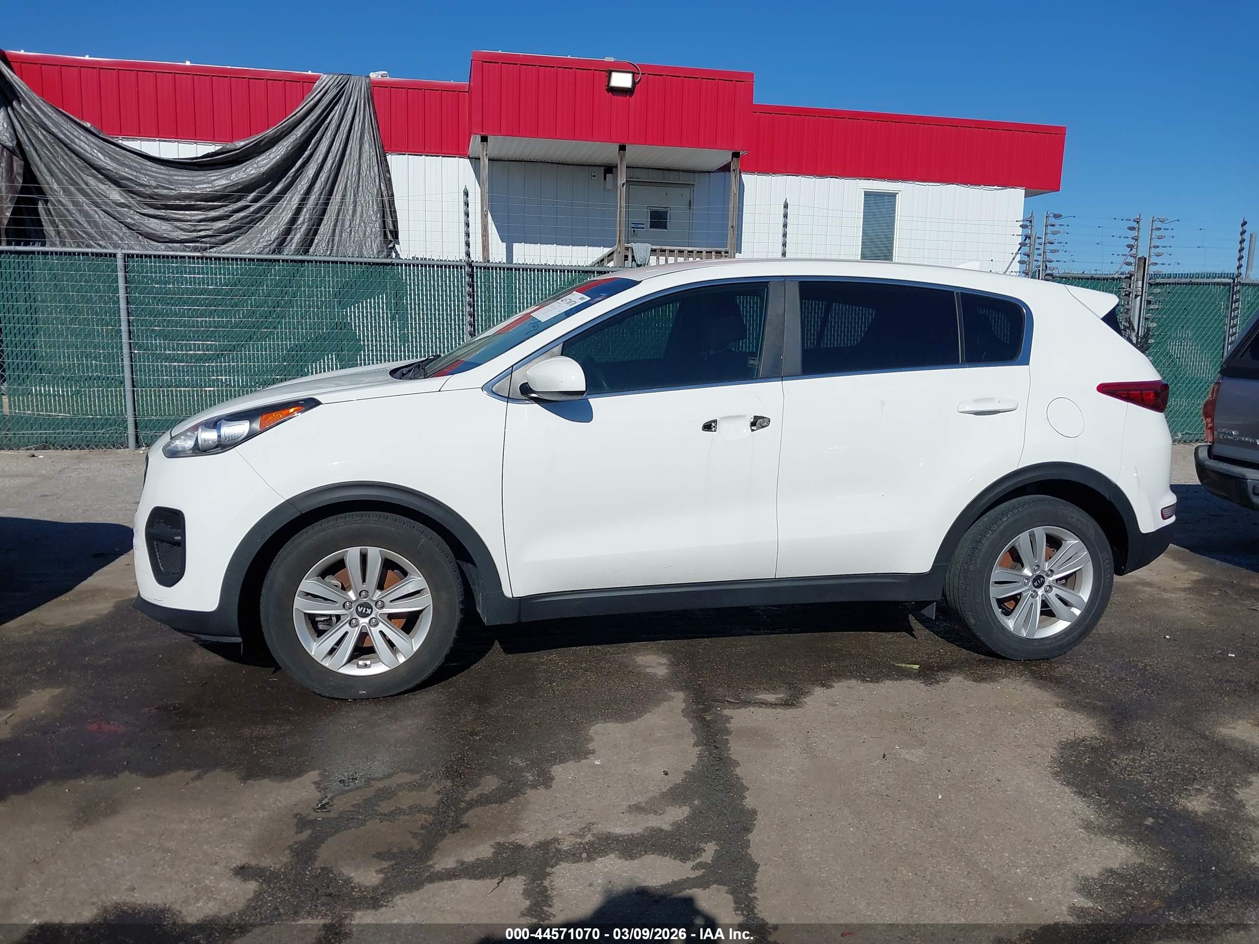 2018 KIA SPORTAGE LX