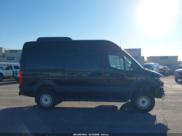 2024 MERCEDES-BENZ SPRINTER 2500