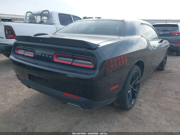 2018 DODGE CHALLENGER SXT