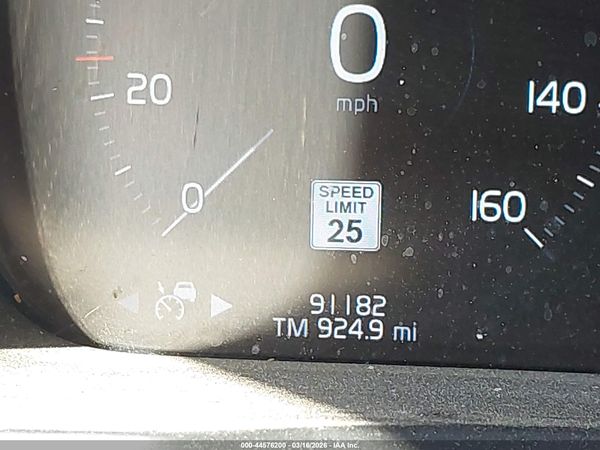 2016 VOLVO XC90 T6 INSCRIPTION