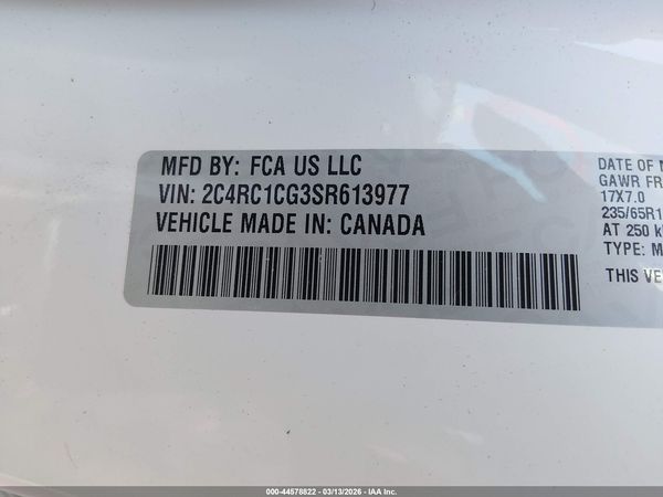 2025 CHRYSLER VOYAGER LX — I9