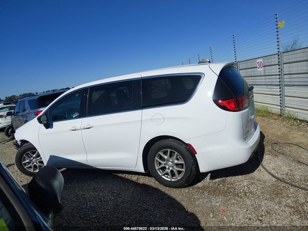 2025 CHRYSLER VOYAGER LX — I117