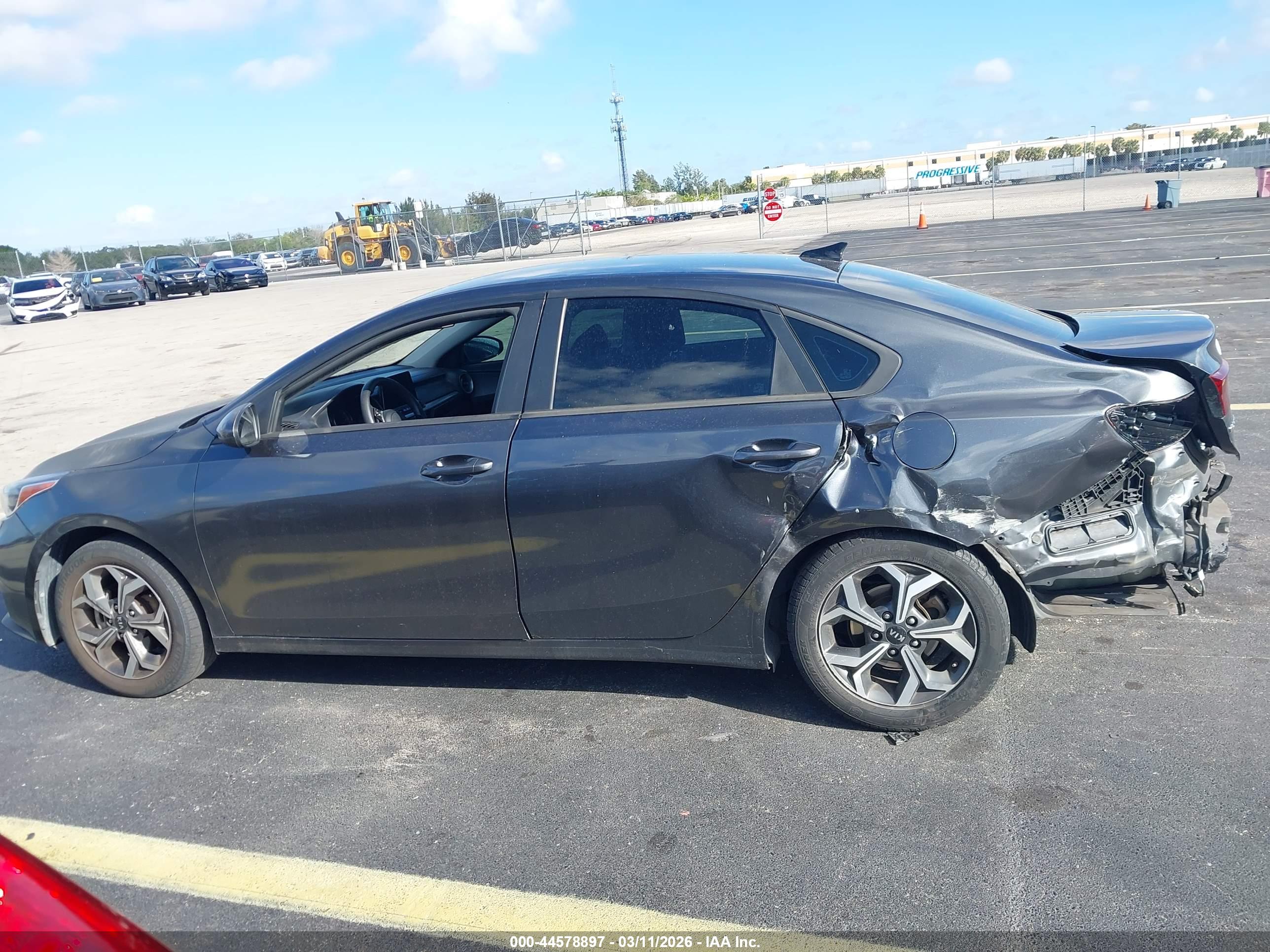 2021 KIA FORTE LXS