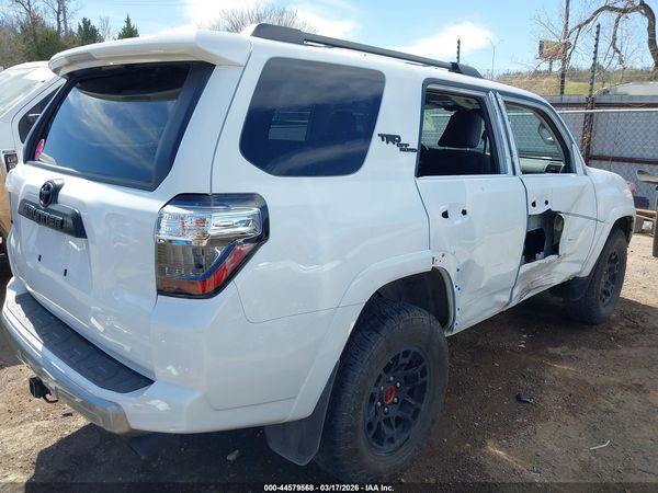 2024 TOYOTA 4RUNNER TRD OFF ROAD PREMIUM