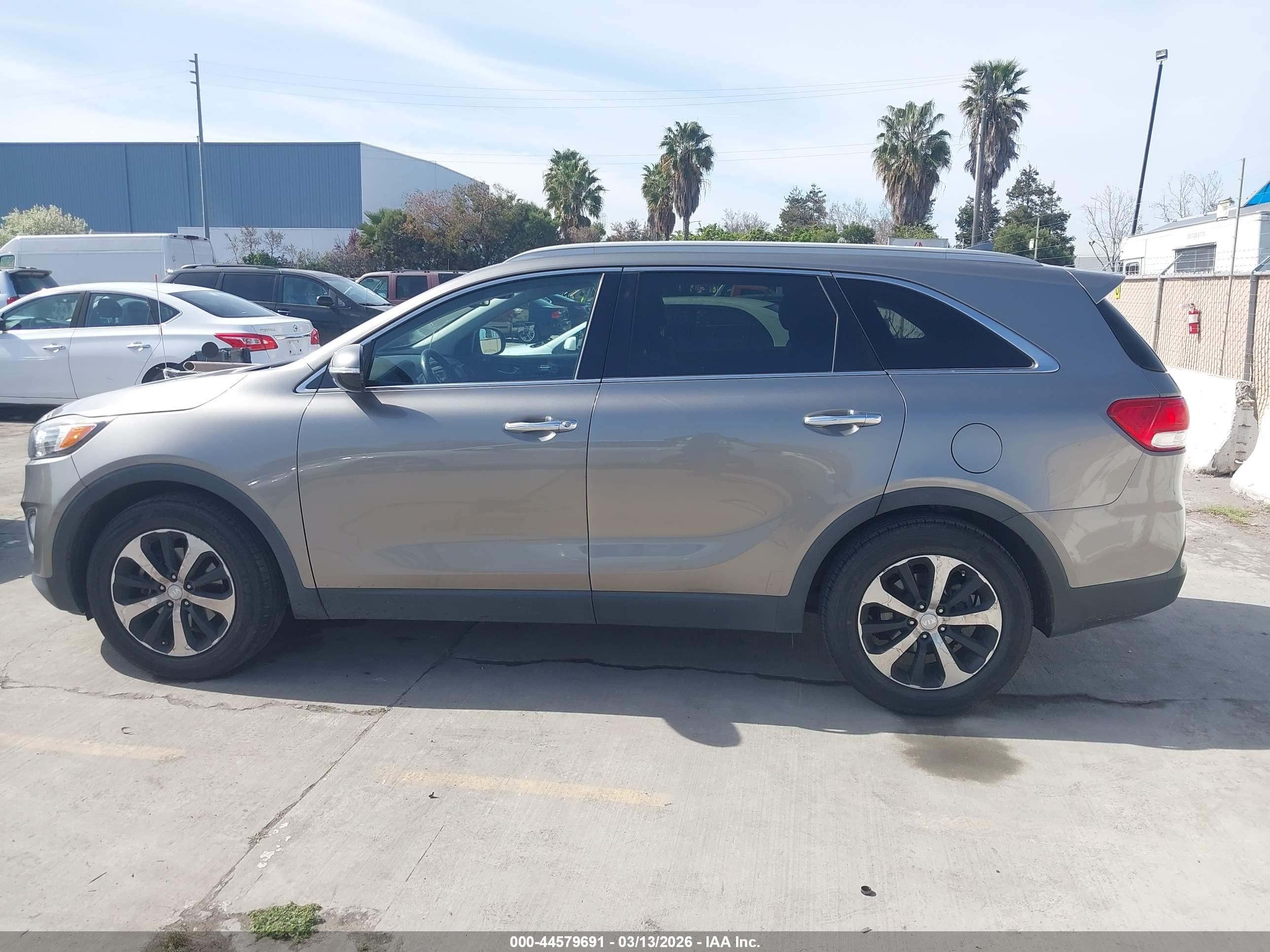 2016 KIA SORENTO 3.3L EX