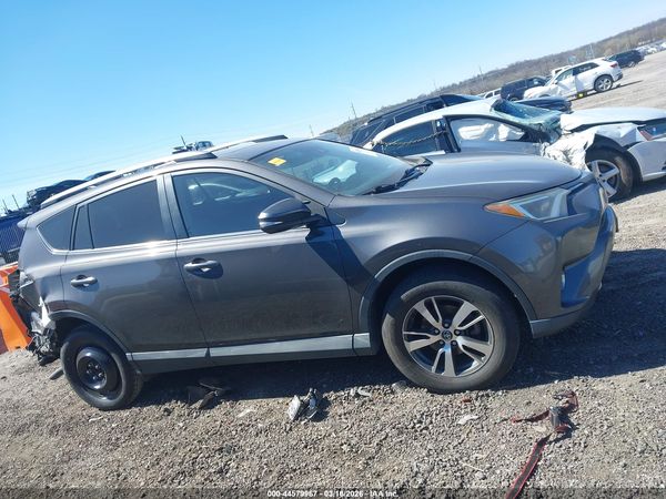 2018 TOYOTA RAV4 XLE