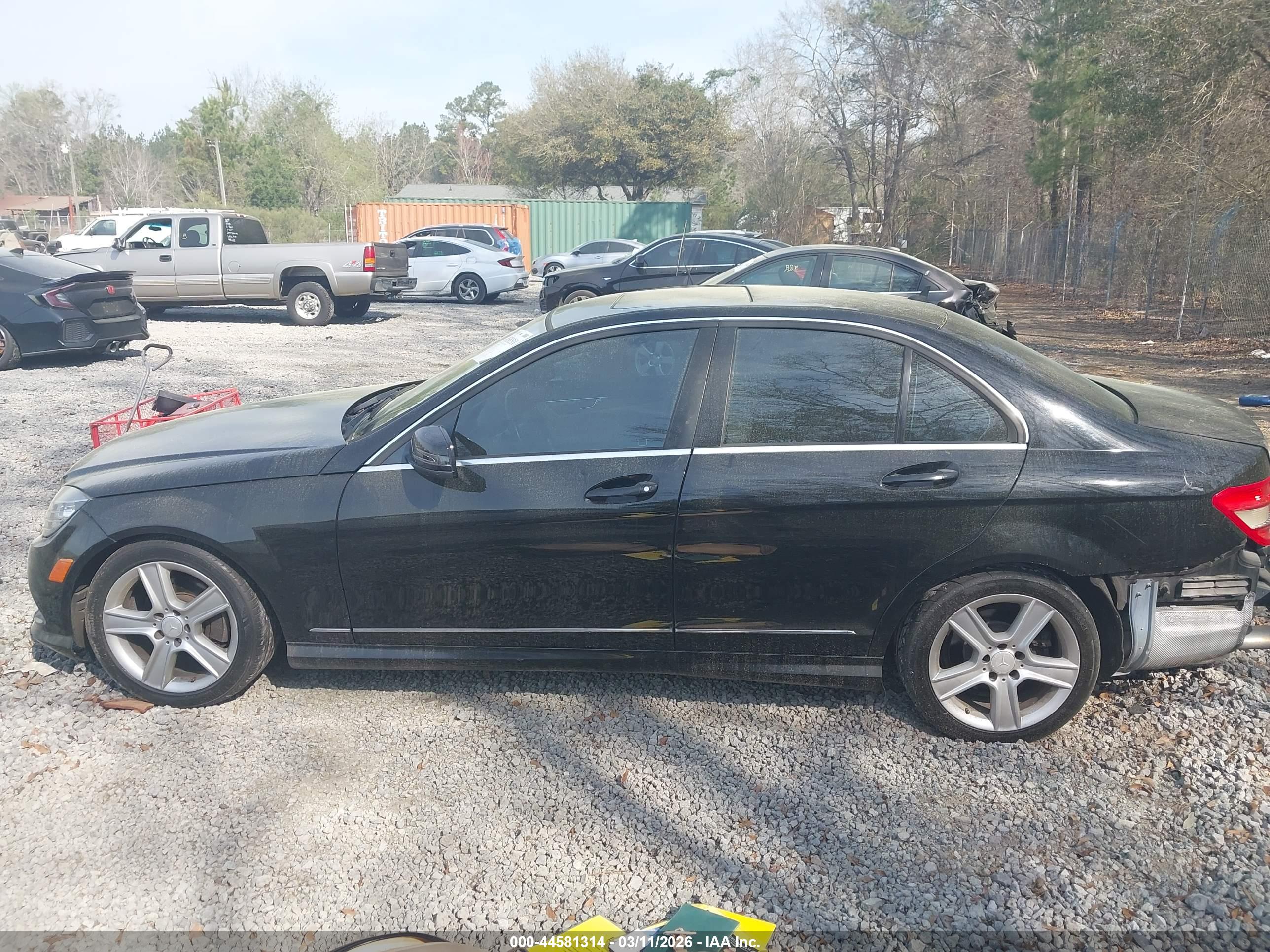 2011 MERCEDES-BENZ C 300 C300