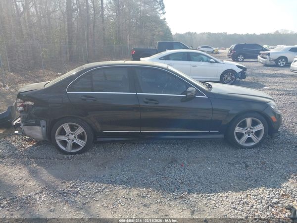 2011 MERCEDES-BENZ C 300 C300