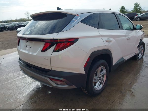 2025 HYUNDAI TUCSON SE