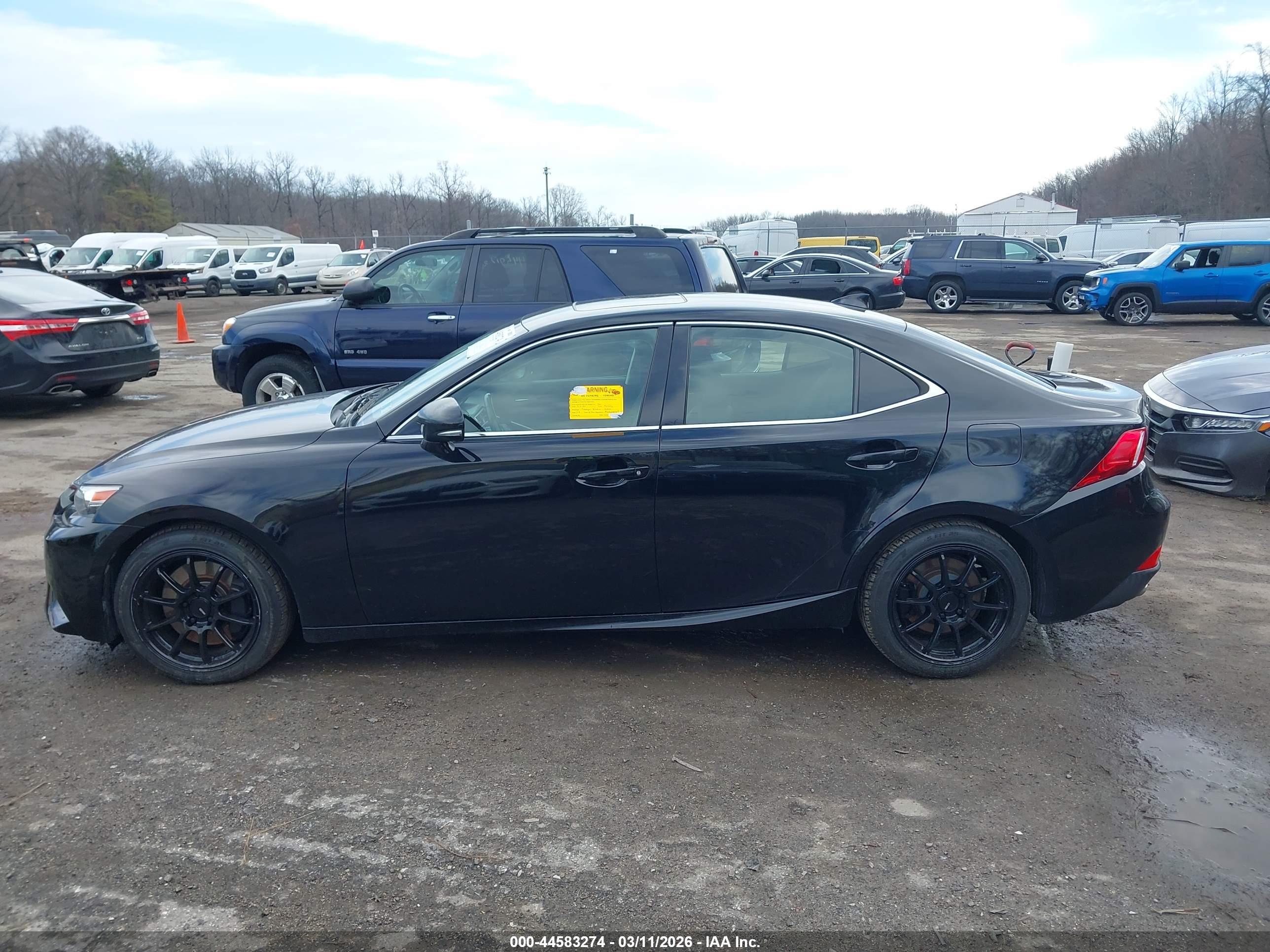 2016 LEXUS IS 300