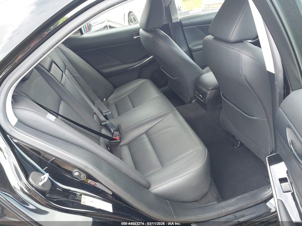 2016 LEXUS IS 300