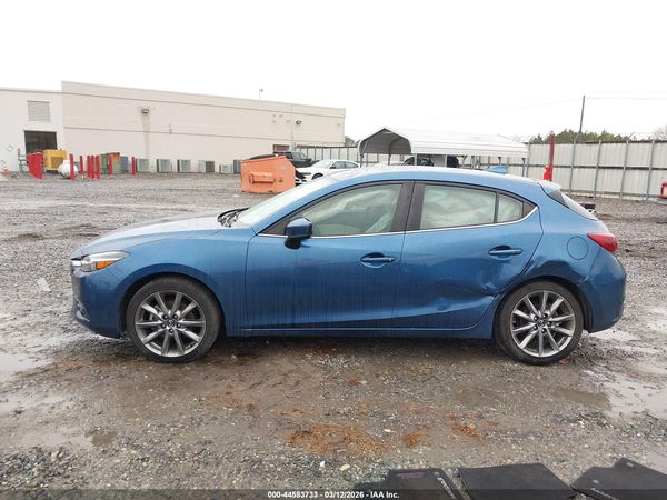 2018 MAZDA MAZDA3 GRAND TOURING