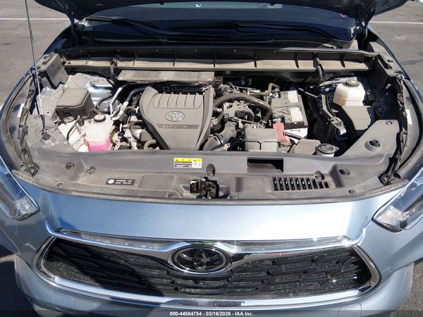 2024 TOYOTA HIGHLANDER PLATINUM