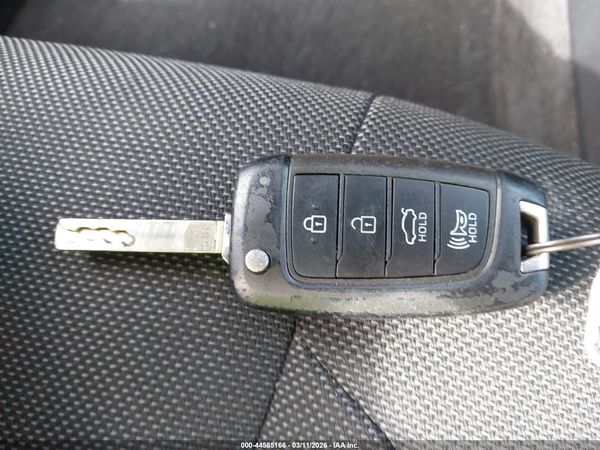 2022 HYUNDAI ELANTRA SE