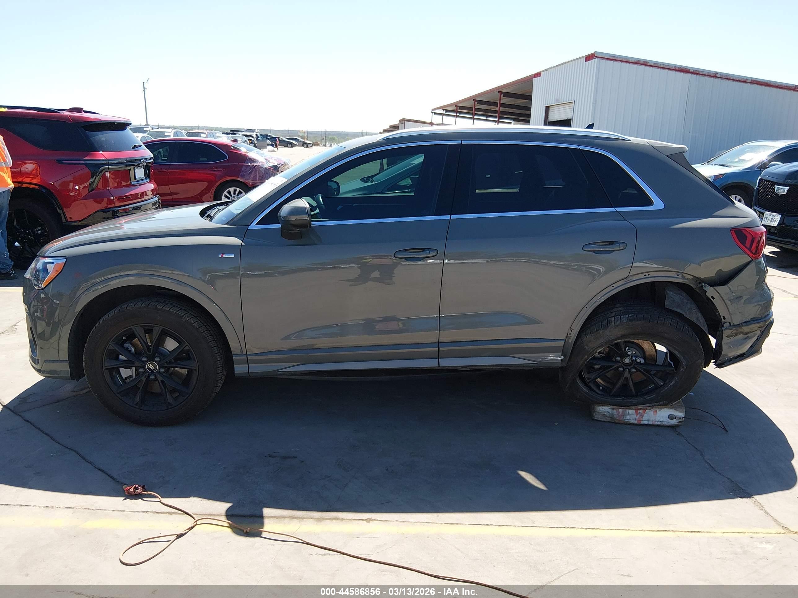 2022 AUDI Q3