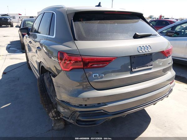 2022 AUDI Q3