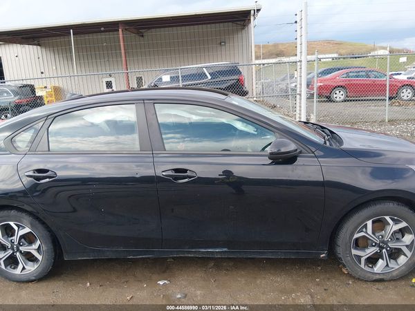 2019 KIA FORTE LXS