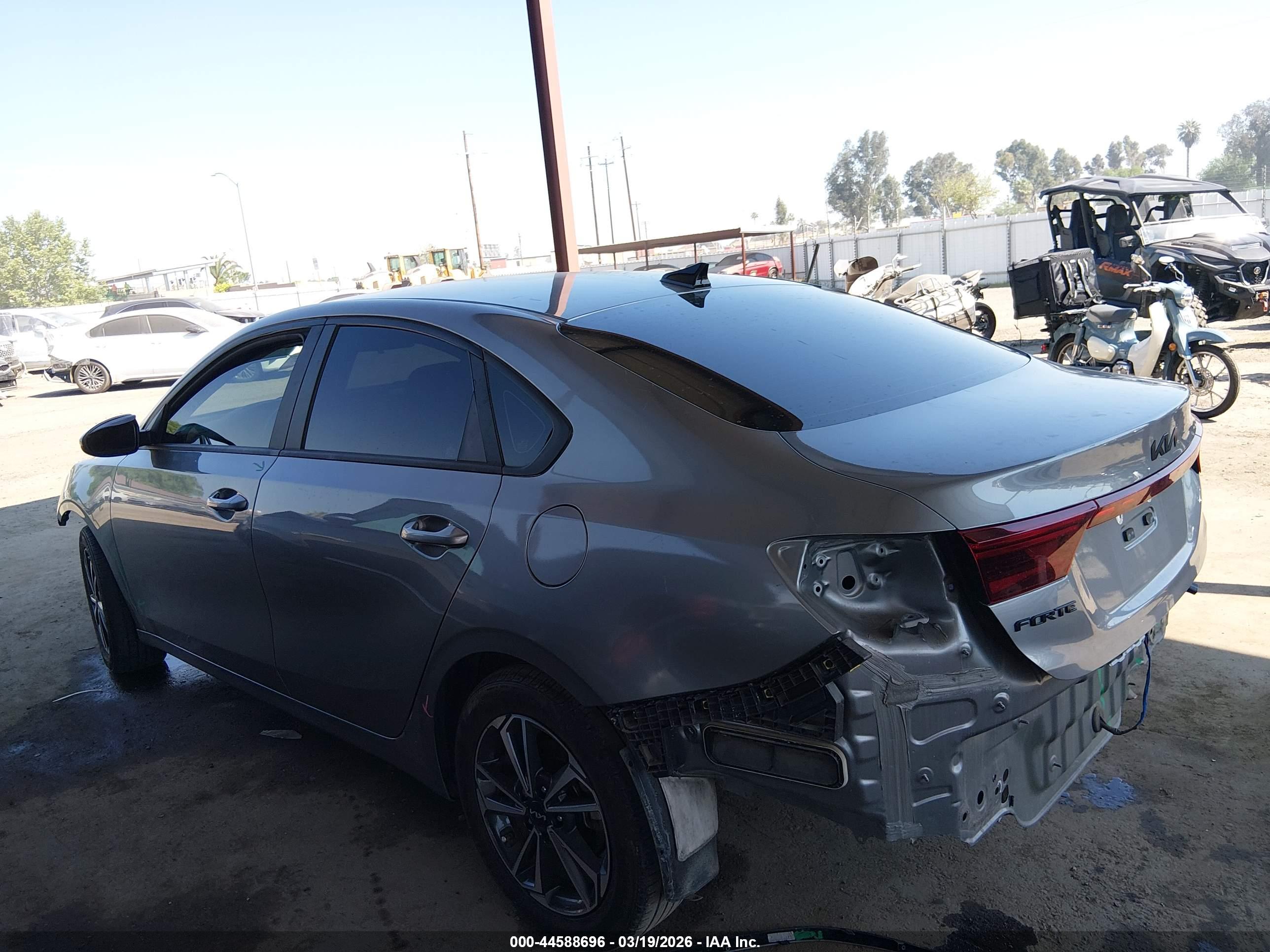 2024 KIA FORTE LXS
