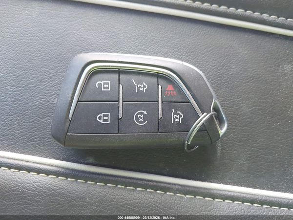 2023 CADILLAC ESCALADE 4WD PREMIUM LUXURY