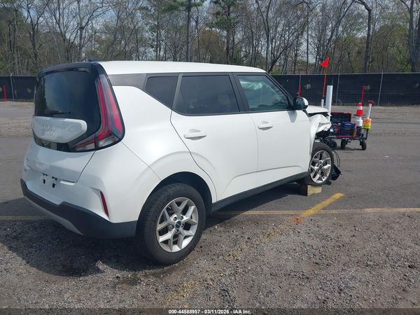 2023 KIA SOUL LX