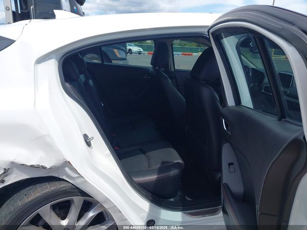 2016 MAZDA MAZDA3 S GRAND TOURING
