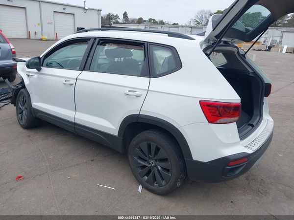 2024 VOLKSWAGEN TAOS 1.5T S — I3