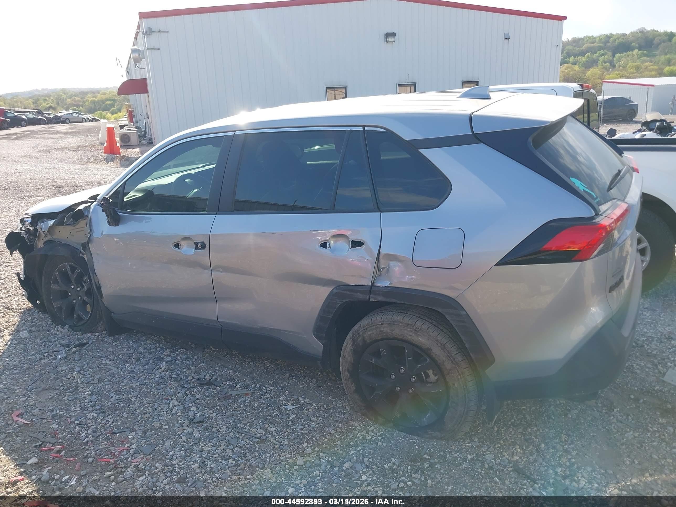 2023 TOYOTA RAV4 LE