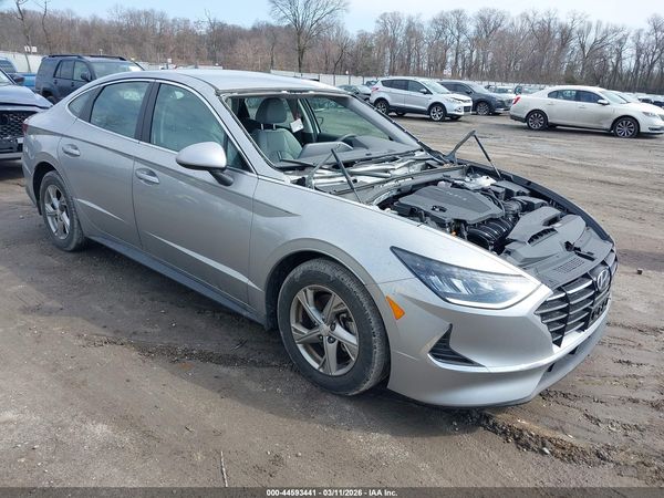 2022 HYUNDAI SONATA SE