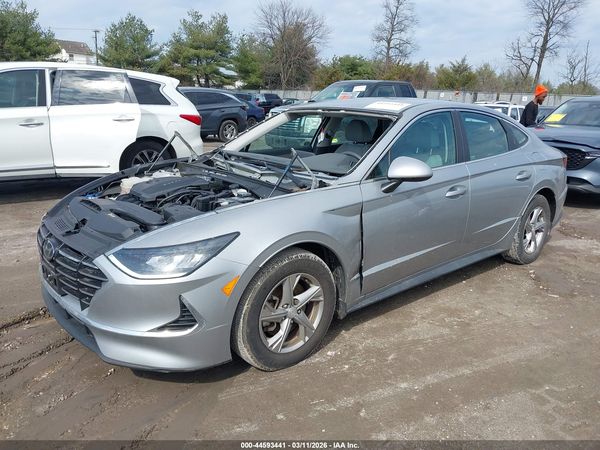 2022 HYUNDAI SONATA SE
