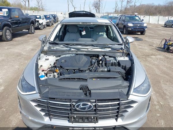 2022 HYUNDAI SONATA SE