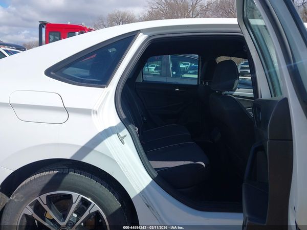 2025 VOLKSWAGEN JETTA 1.5T SPORT — I8