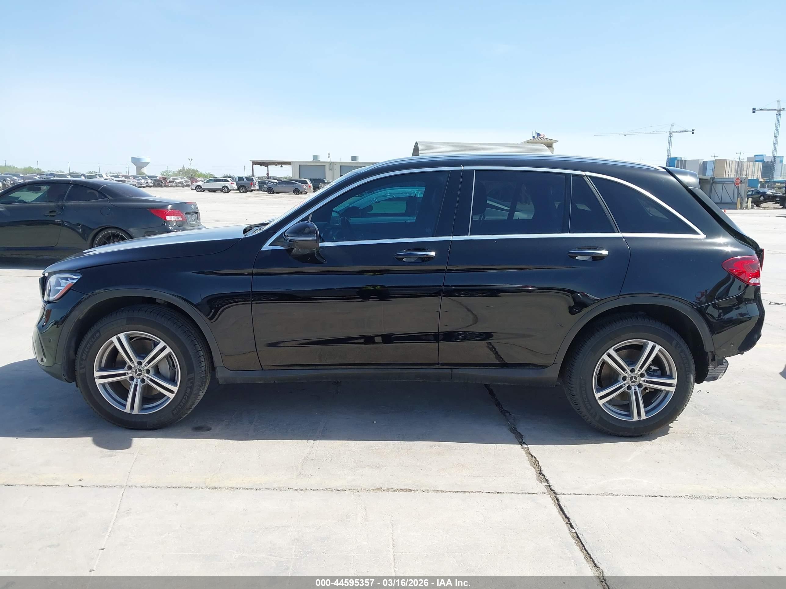 2021 MERCEDES-BENZ GLC 300 SUV
