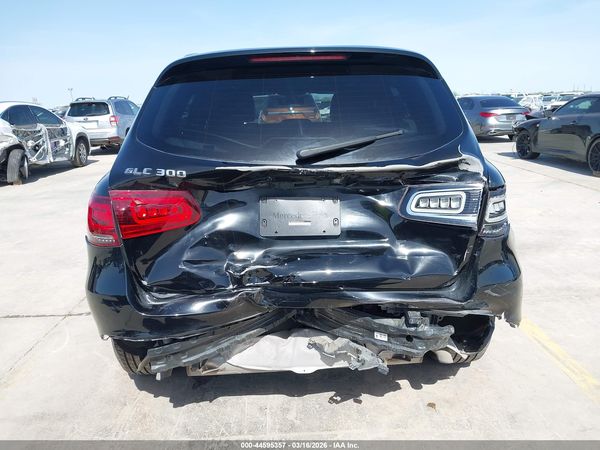2021 MERCEDES-BENZ GLC 300 SUV