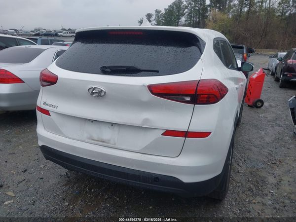 2020 HYUNDAI TUCSON SE
