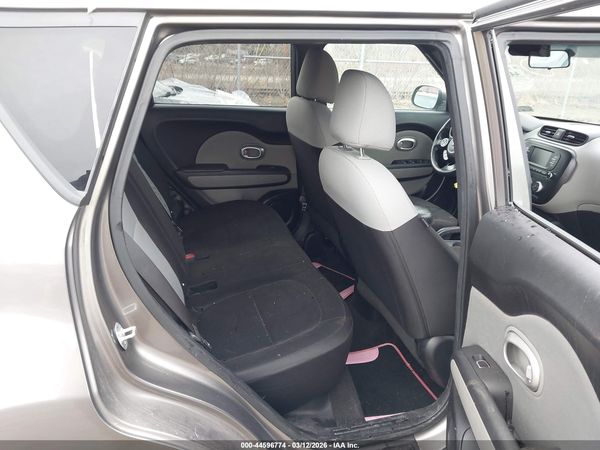 2018 KIA SOUL Base