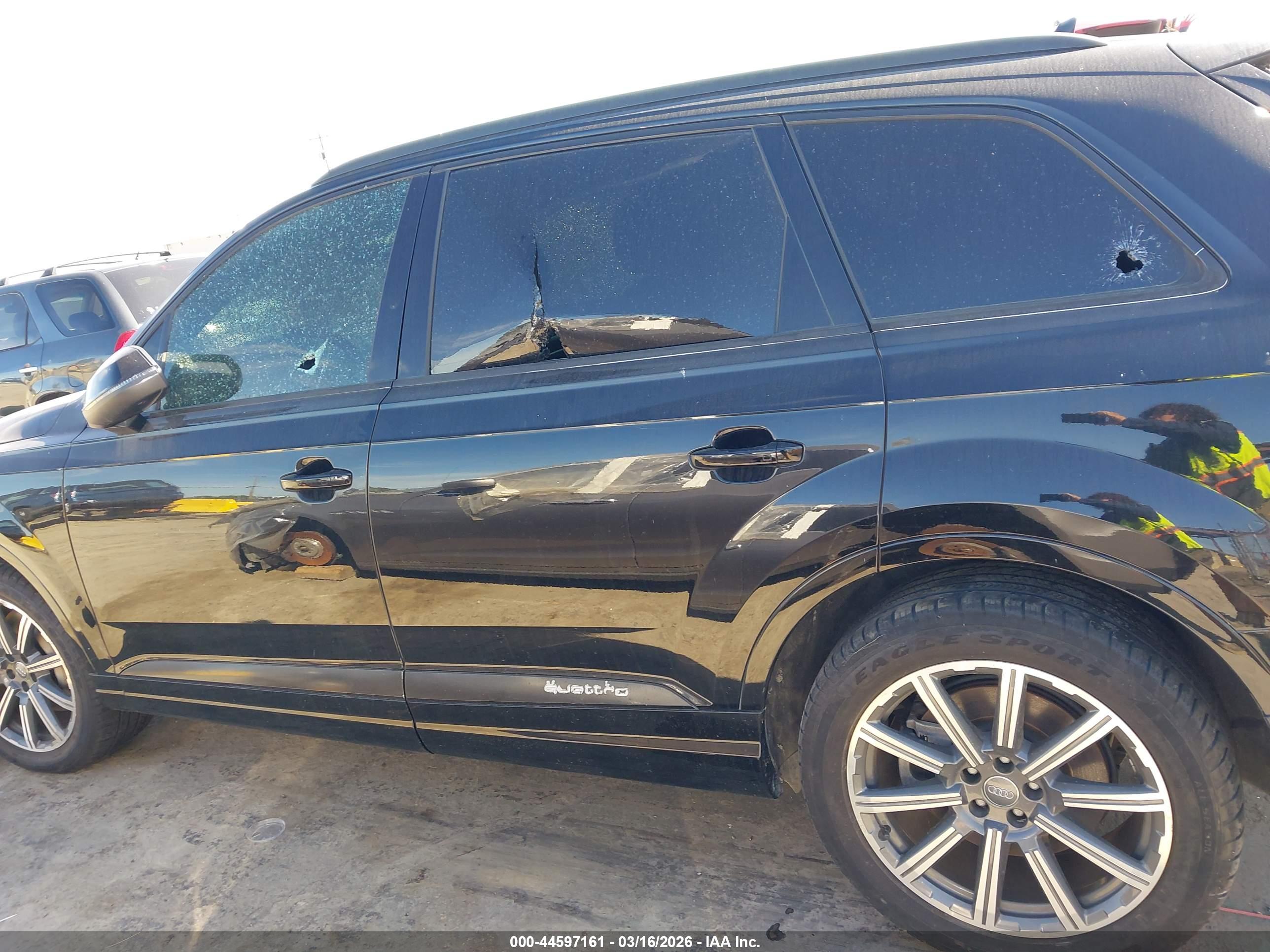 2017 AUDI Q7 3.0T PREMIUM