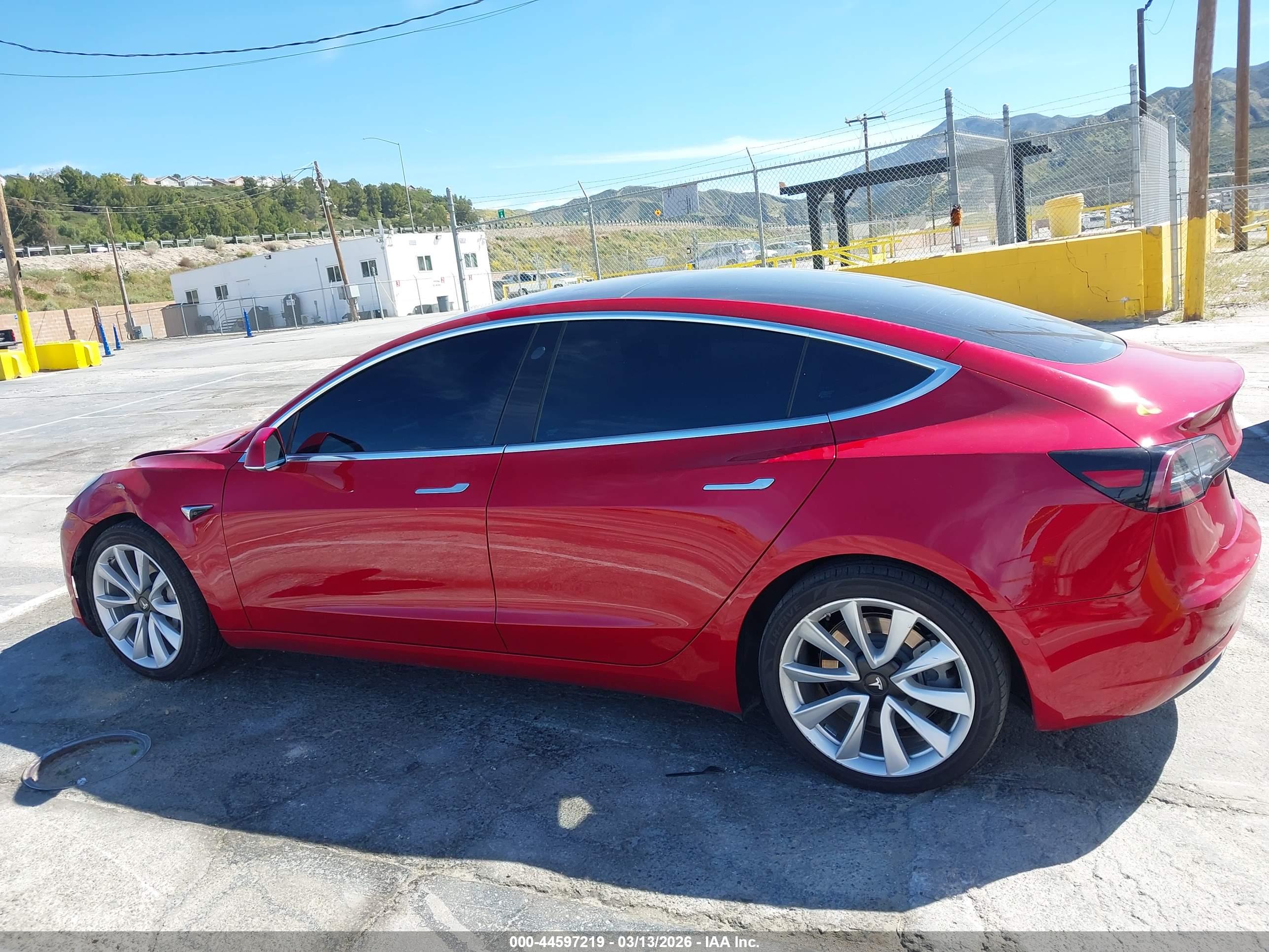2019 TESLA MODEL 3