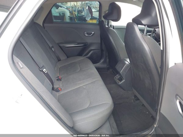 2025 KIA K4 LX