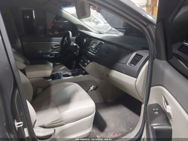 2016 KIA SEDONA LX