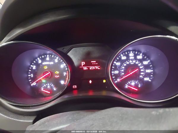 2016 KIA SEDONA LX