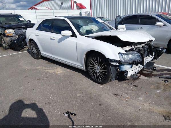 2015 CHRYSLER 300 300S — I1