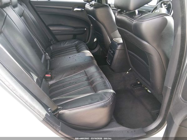 2015 CHRYSLER 300 300S — I8