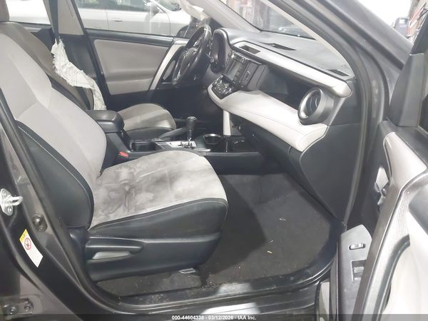 2017 TOYOTA RAV4 XLE