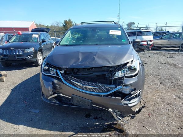 2017 CHRYSLER PACIFICA TOURING-L — I6