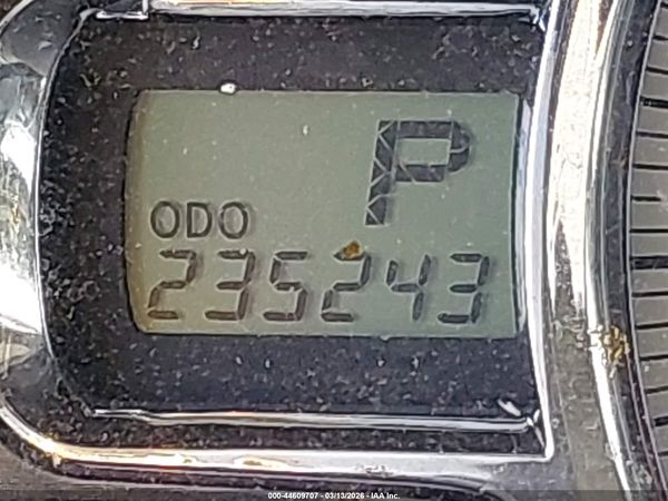 2012 TOYOTA SIENNA SE 8 PASSENGER — I118