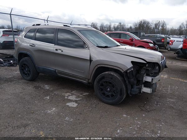 2019 JEEP CHEROKEE LATITUDE PLUS 4X4