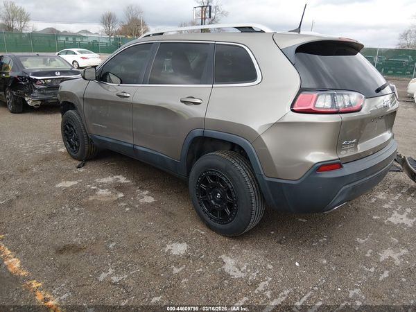 2019 JEEP CHEROKEE LATITUDE PLUS 4X4