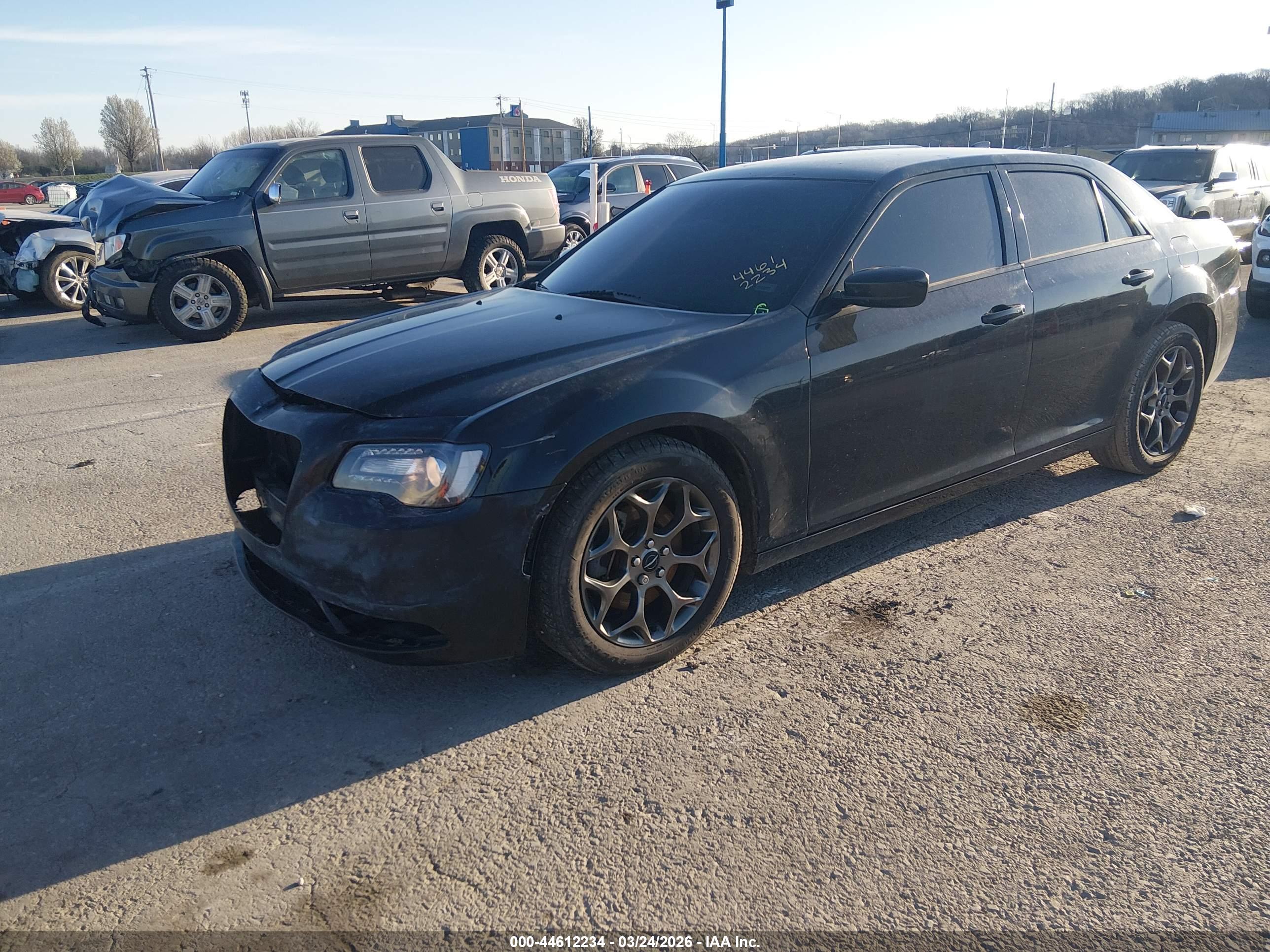 2016 CHRYSLER 300 300S — I2