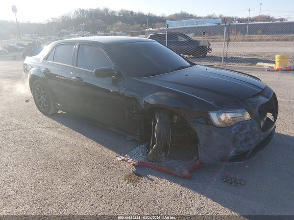 2016 CHRYSLER 300 300S — I1
